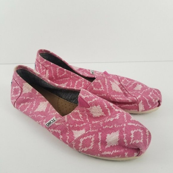 TOMS Pink & White Aztec Print Slip On Shoes - Picture 2 of 7